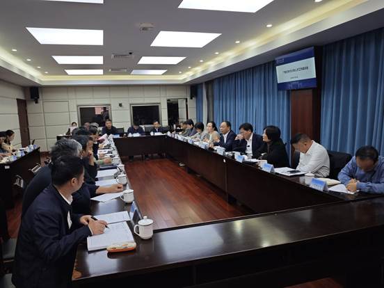 人才工作座谈会新闻稿